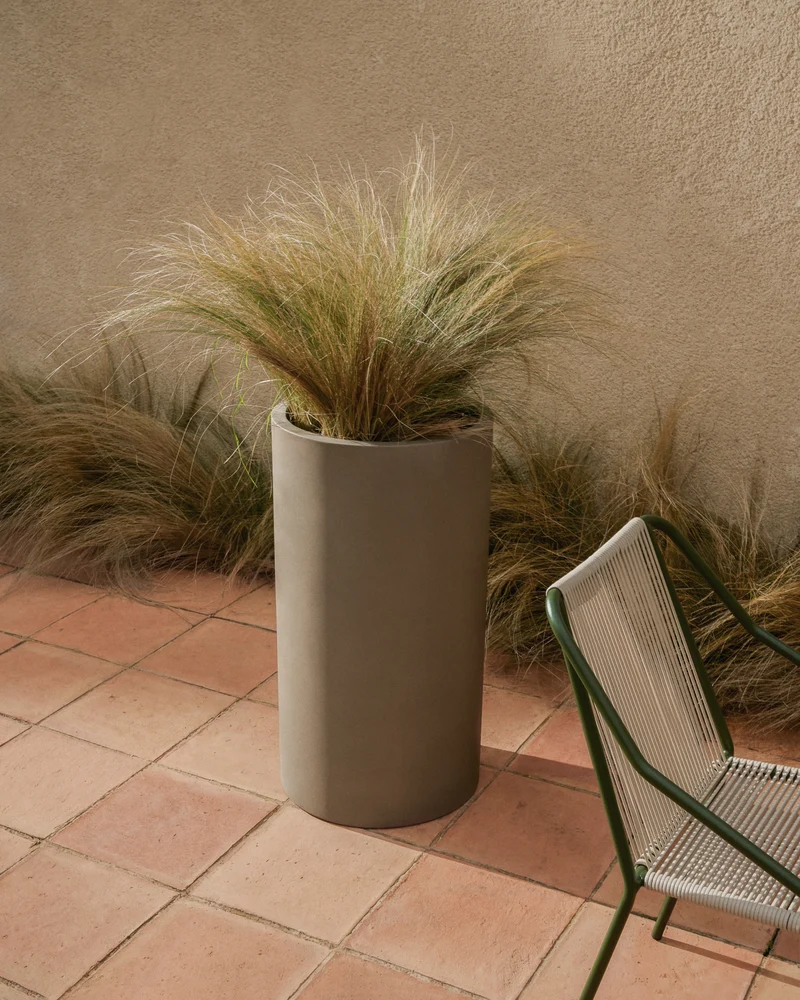 Aiguablava grey cement planter Ø 42cm