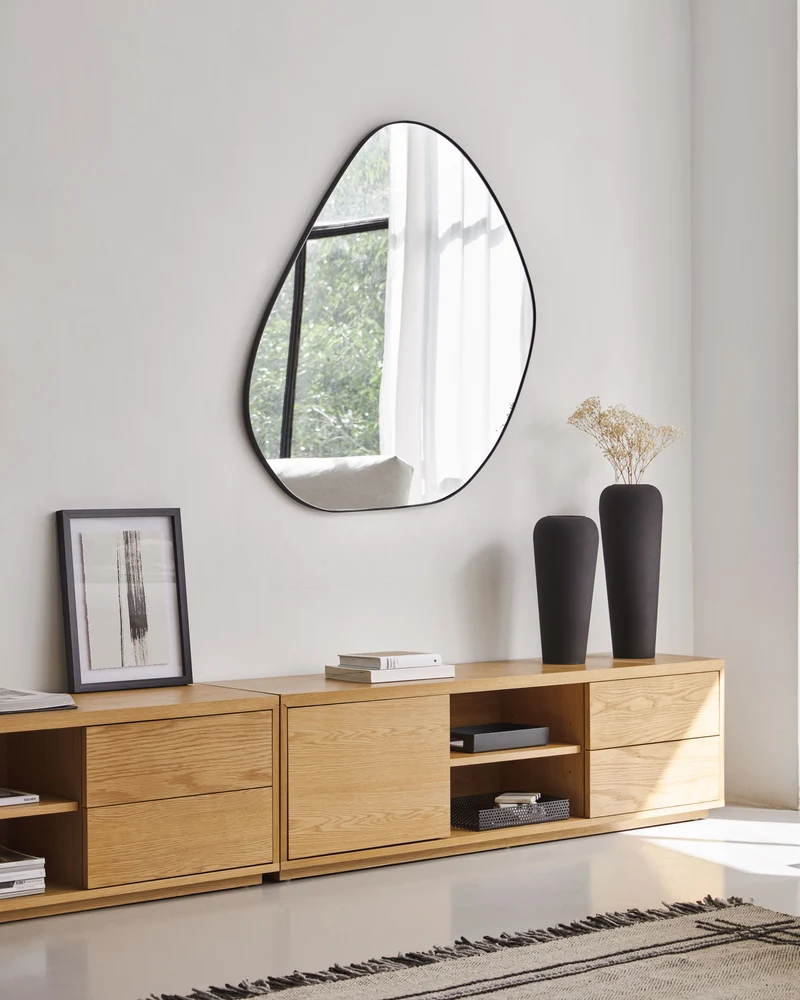Anera Mirror