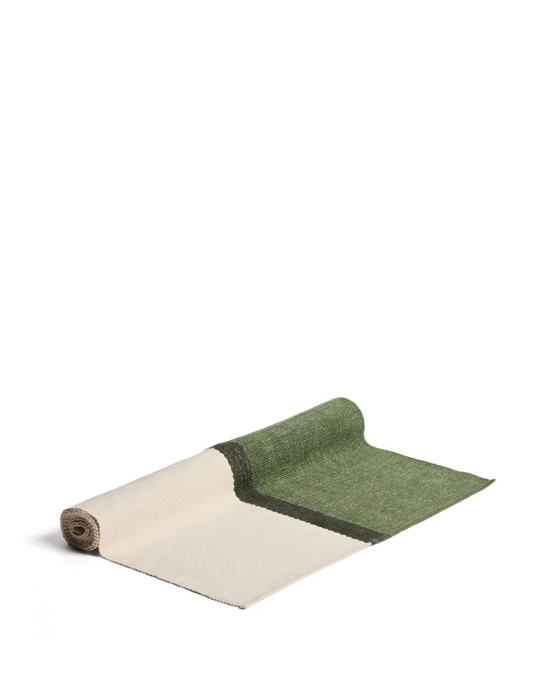 Tari green table runner