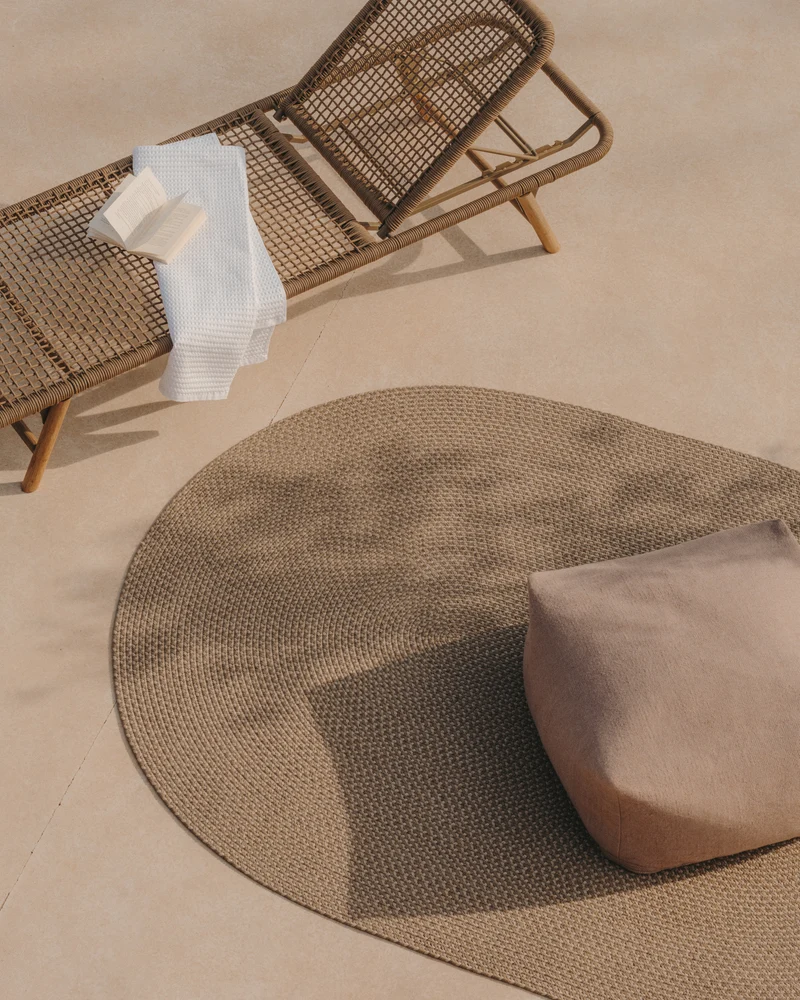 Rodhe Beige Oval Rug, 160 x 230 cm