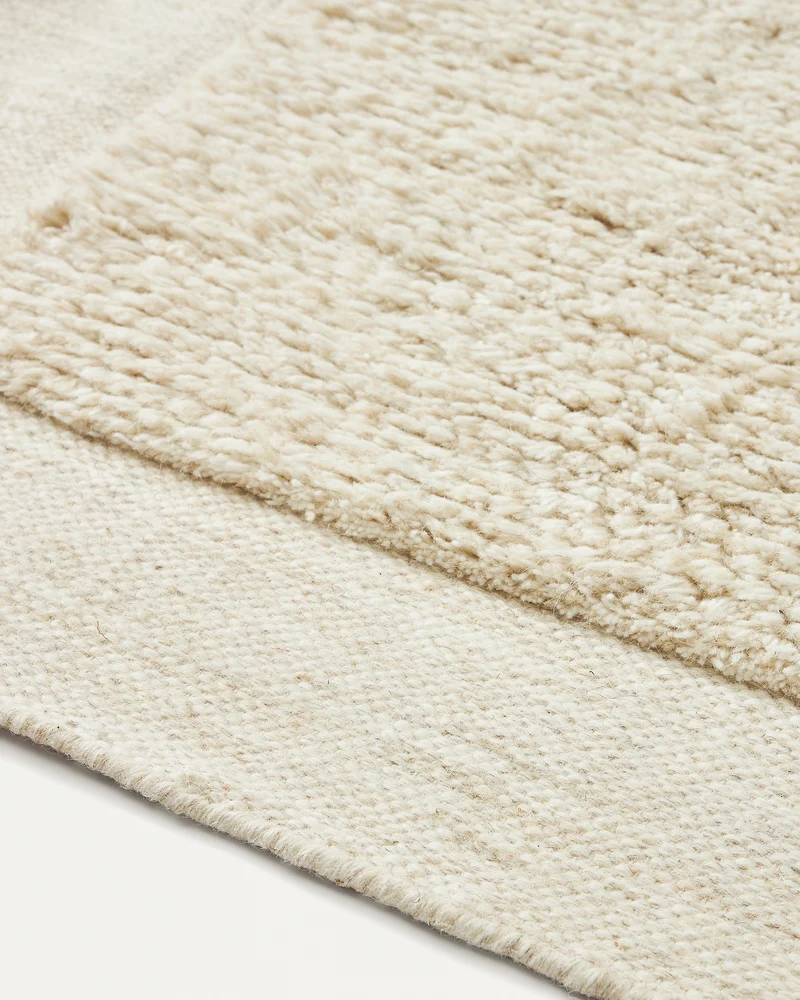 Marely White Rug, 160 x 230cm