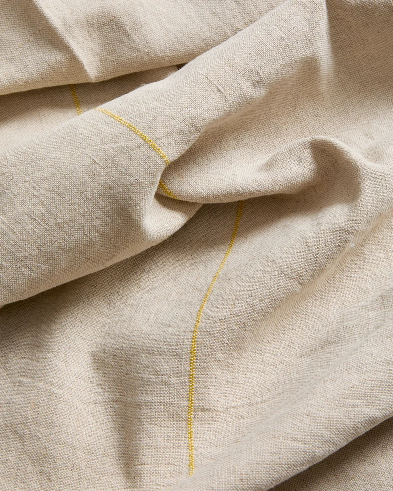 Ulaen Table Runner
