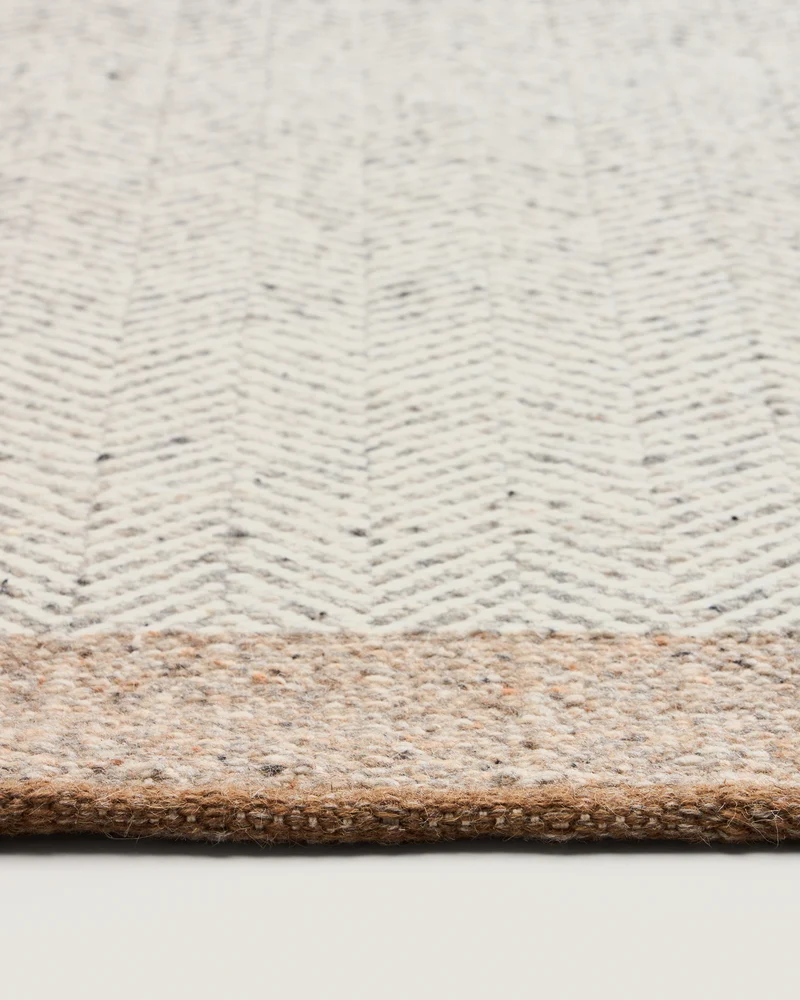 Nifelia beige runner rug