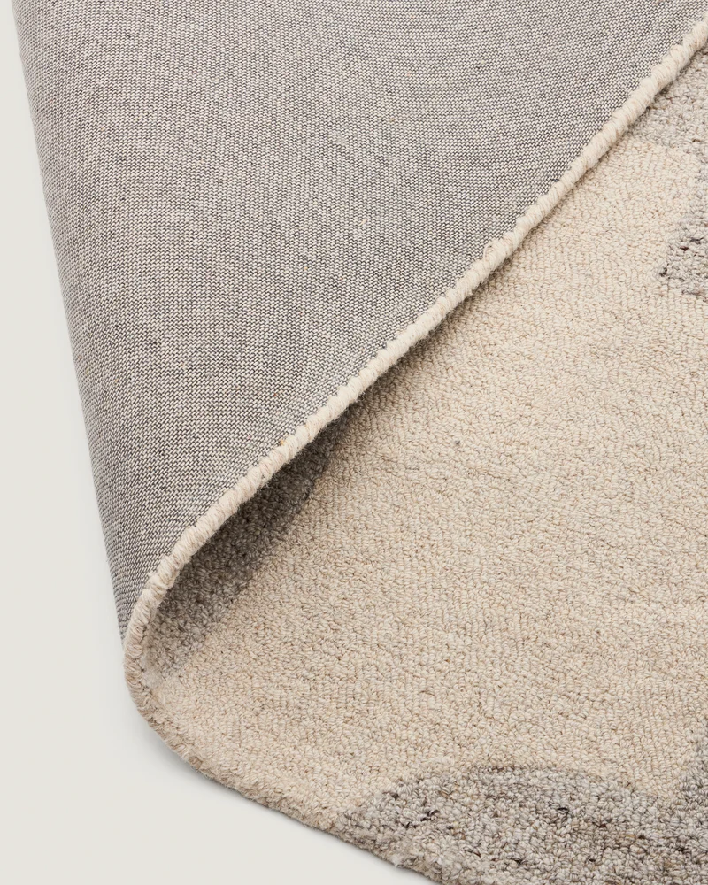 Norela grey rug 300 x 200cm