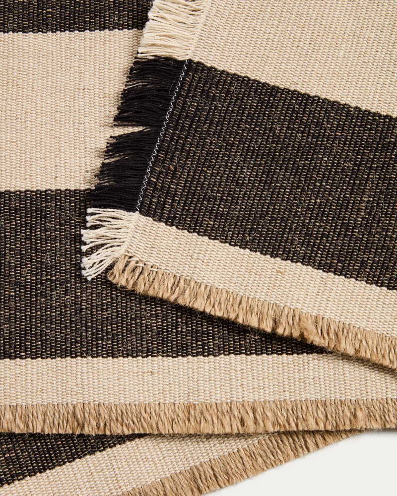 Daltan table runner 50 x 150cm