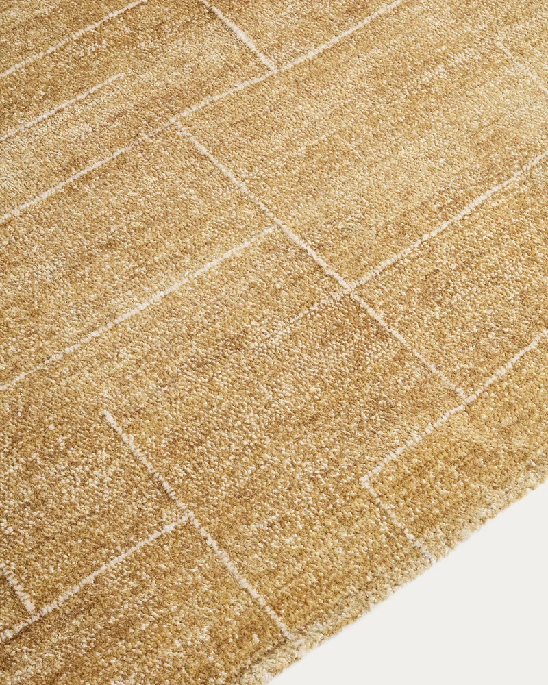 Eloda mustard wool and viscose rug 200 x 300cm