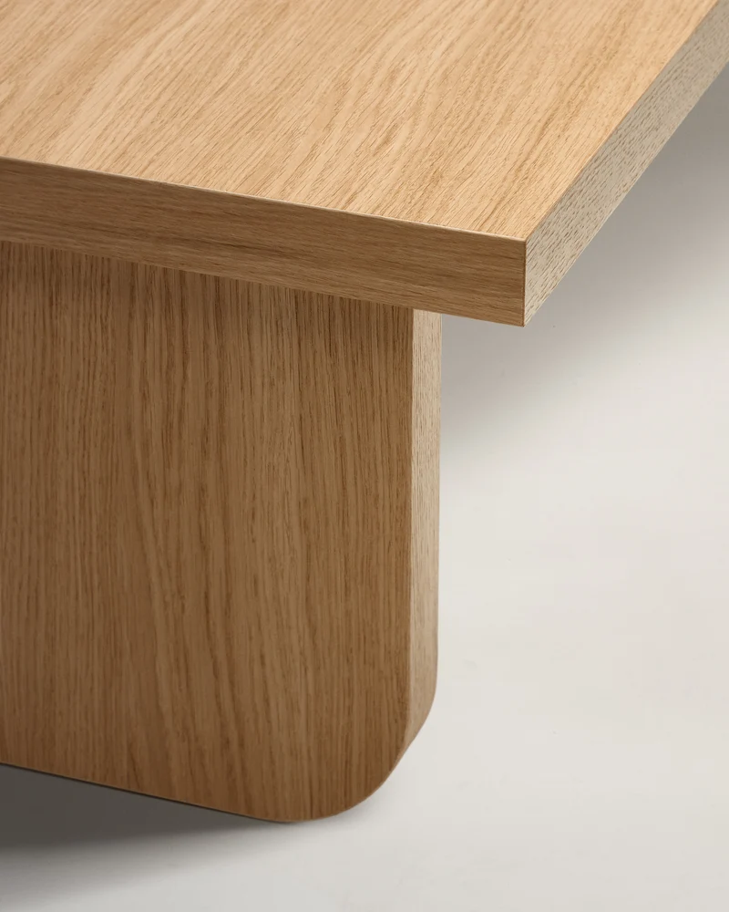 Oaq coffee table