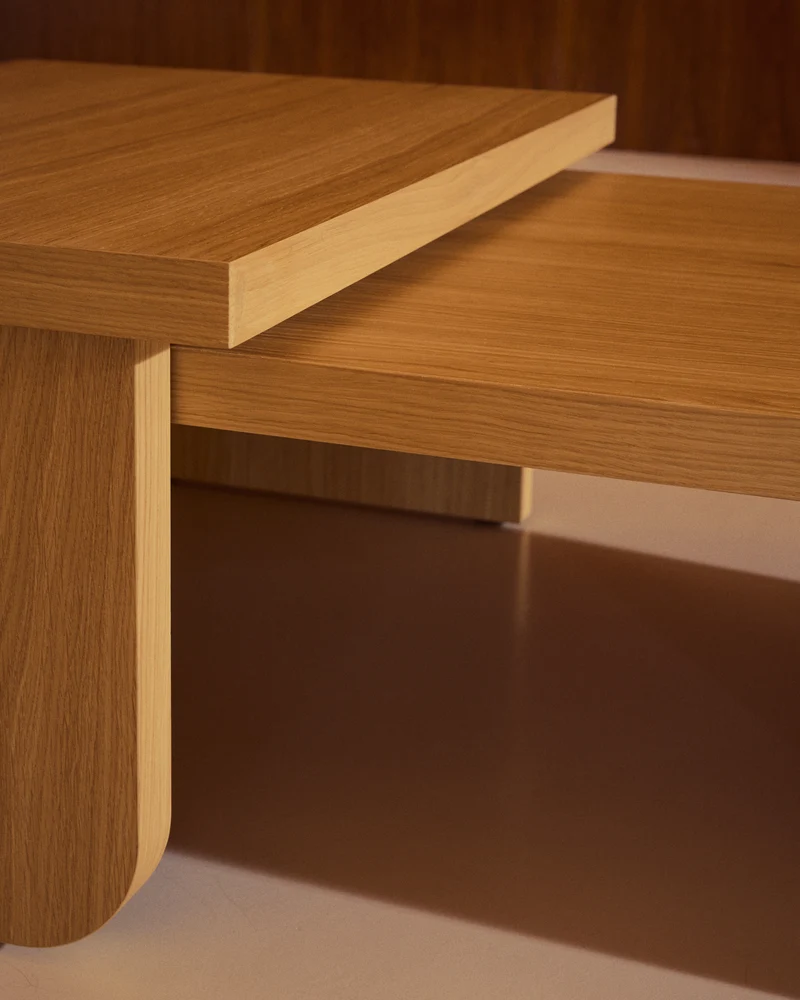 Oaq set of 2 coffee tables