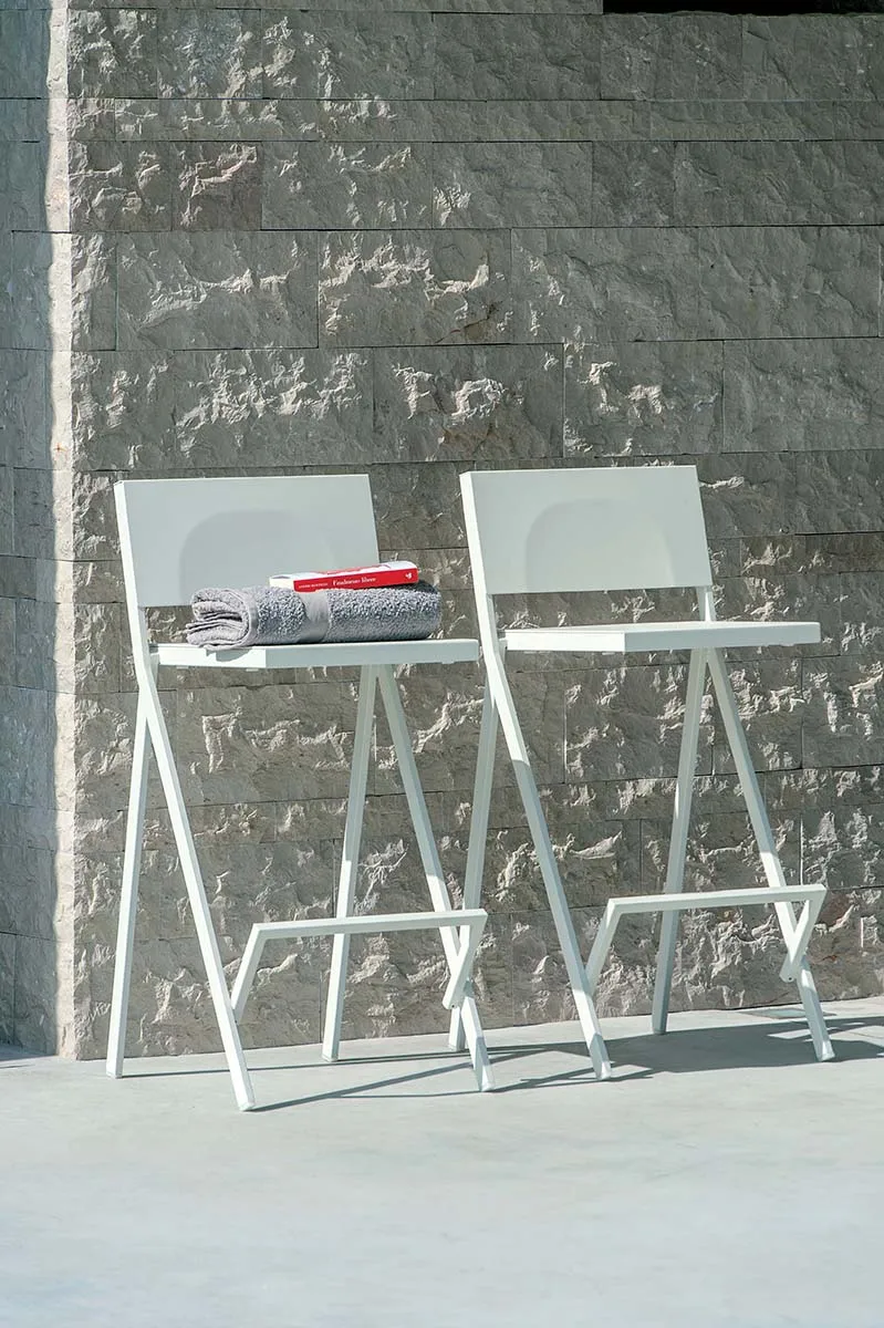 MIA - Tabouret