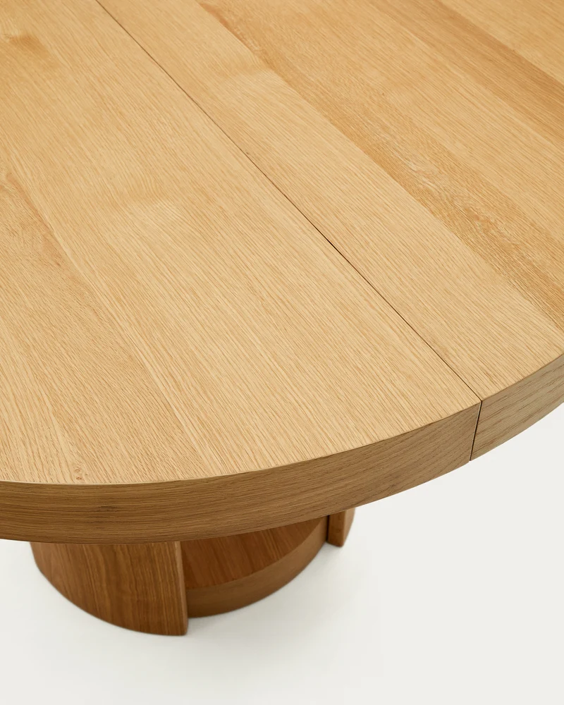 Artis Extendable Round Table - Oak