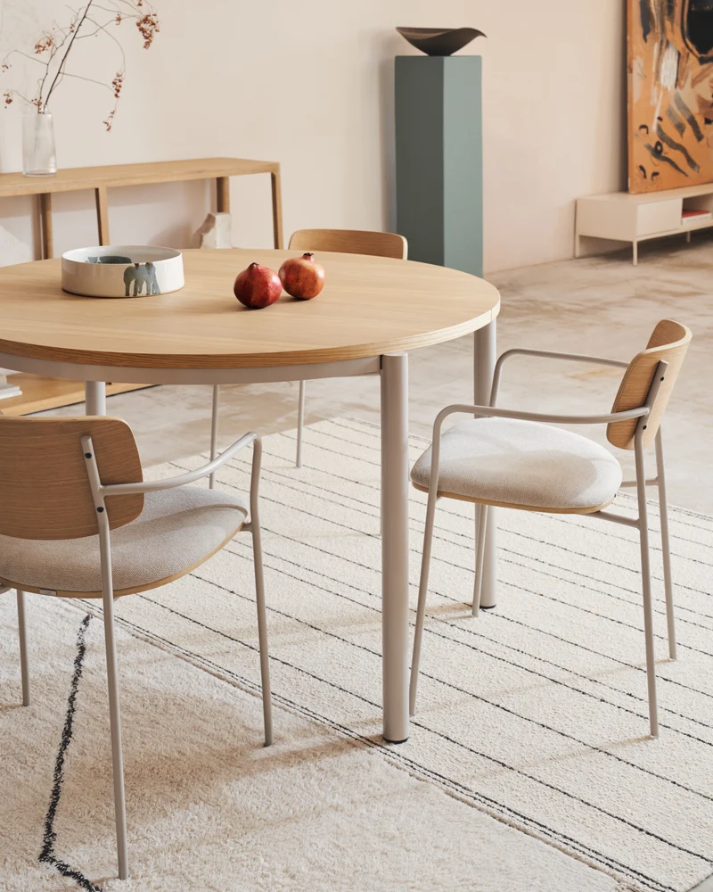 Montuiri Extendable Round Table