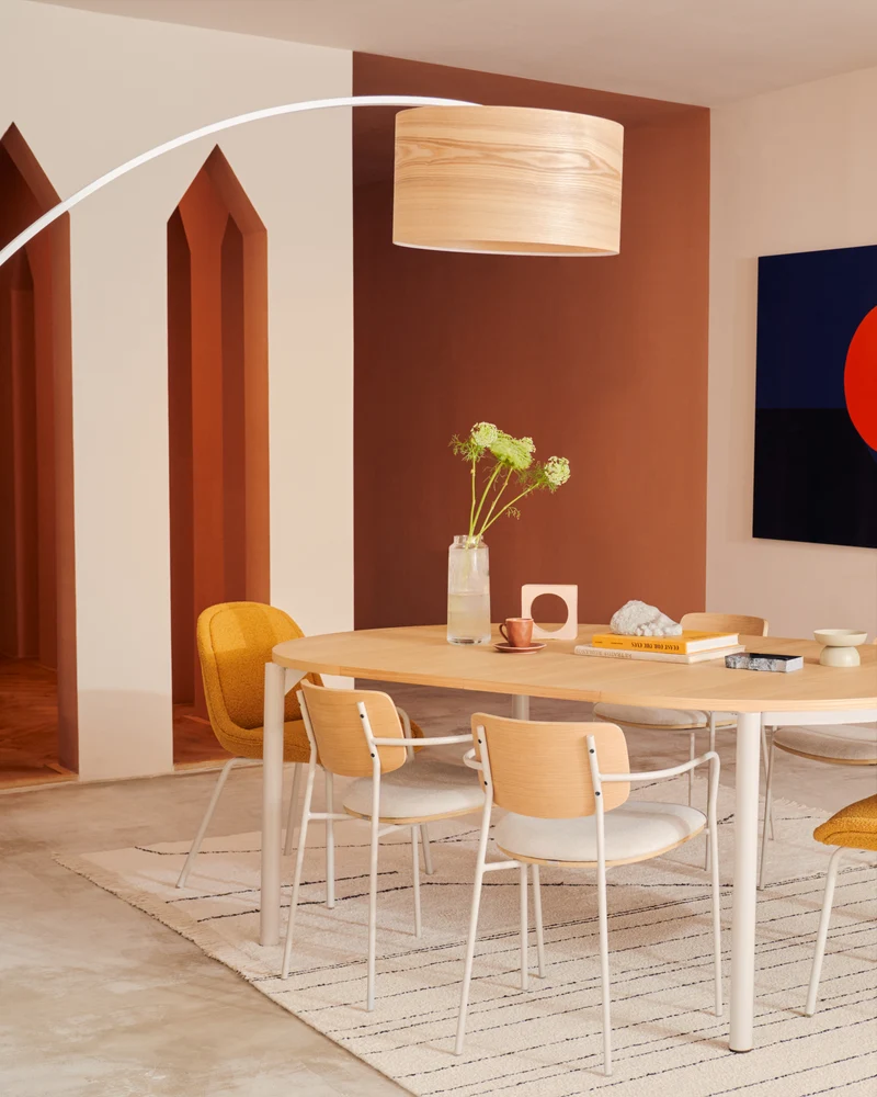 Montuiri Extendable Round Table