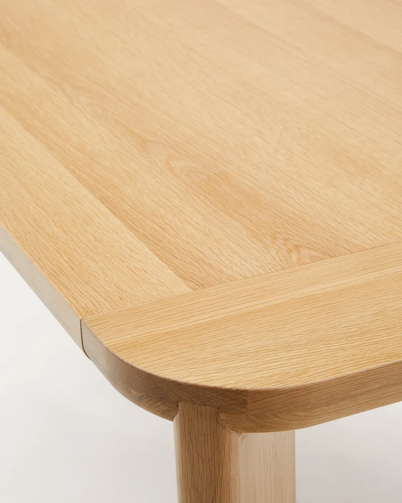 Jondal Extendable Table