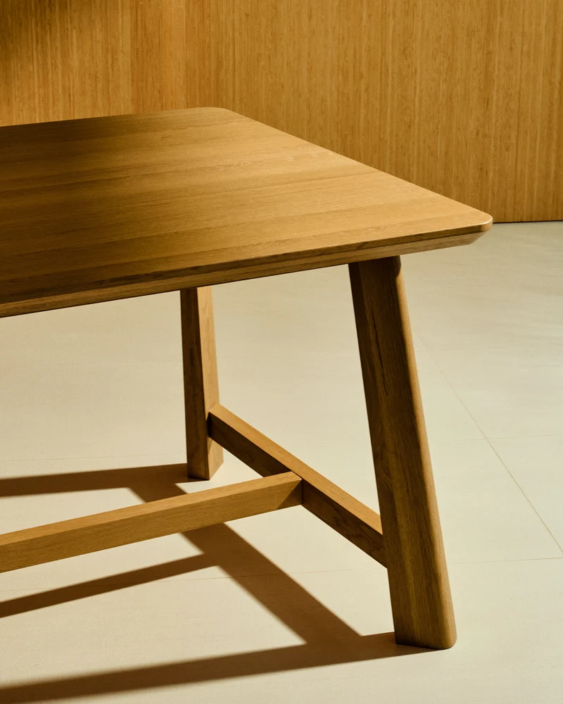 Idun table