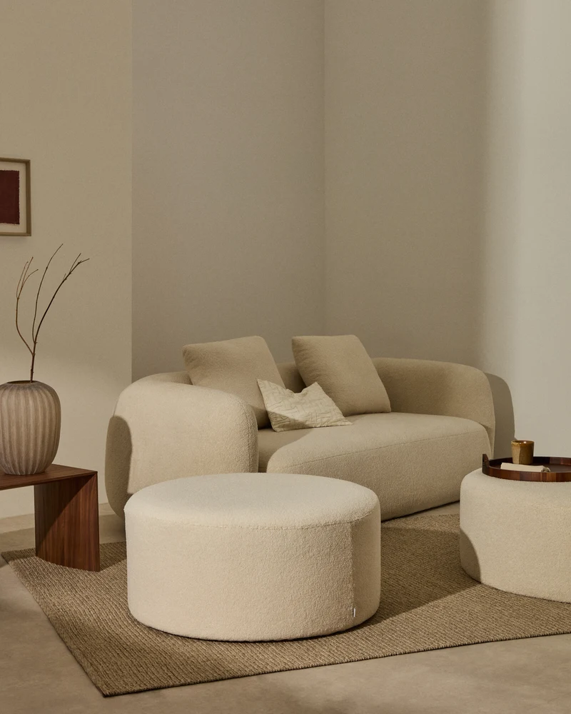 Kaeli footrest with removable cover in ecru bouclé Ø 90 cm