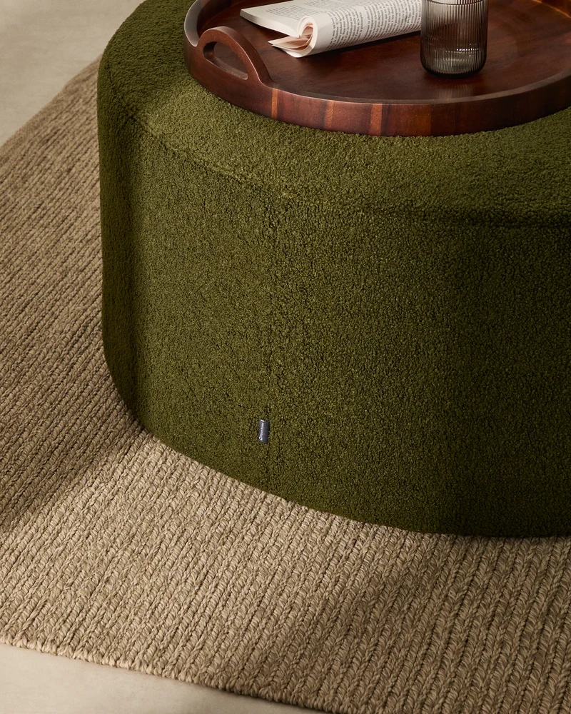 Kaeli footrest with removable cover in green bouclé Ø 90 cm