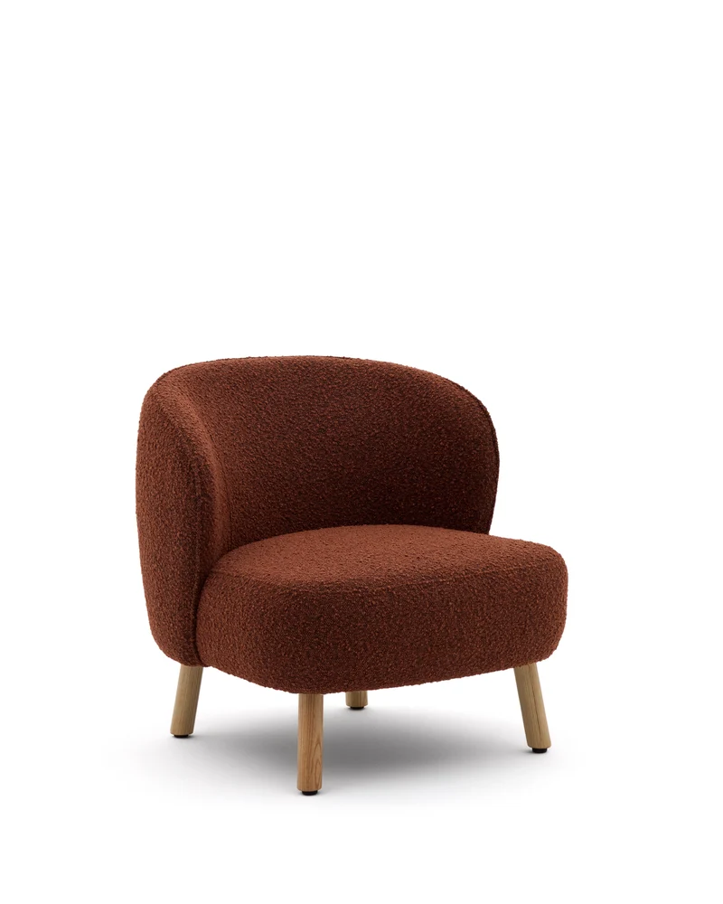 Ulit armchair in terracotta bouclé natural finish legs