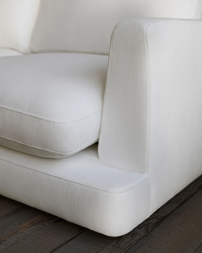 Gala 4-Seater with Chaise - White Chenille