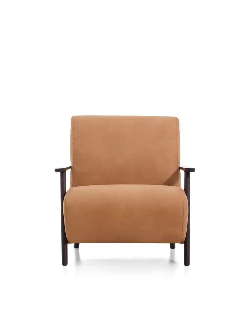 Meghan armchair in brown leather and solid ash wood with wenge-coloured finish FSC Mix Credit