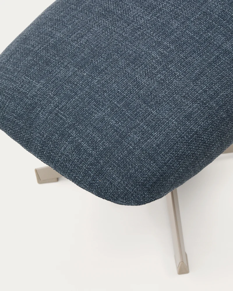 Jaspe swivel footrest in blue and metal with a grey finish FSC™ 100%.