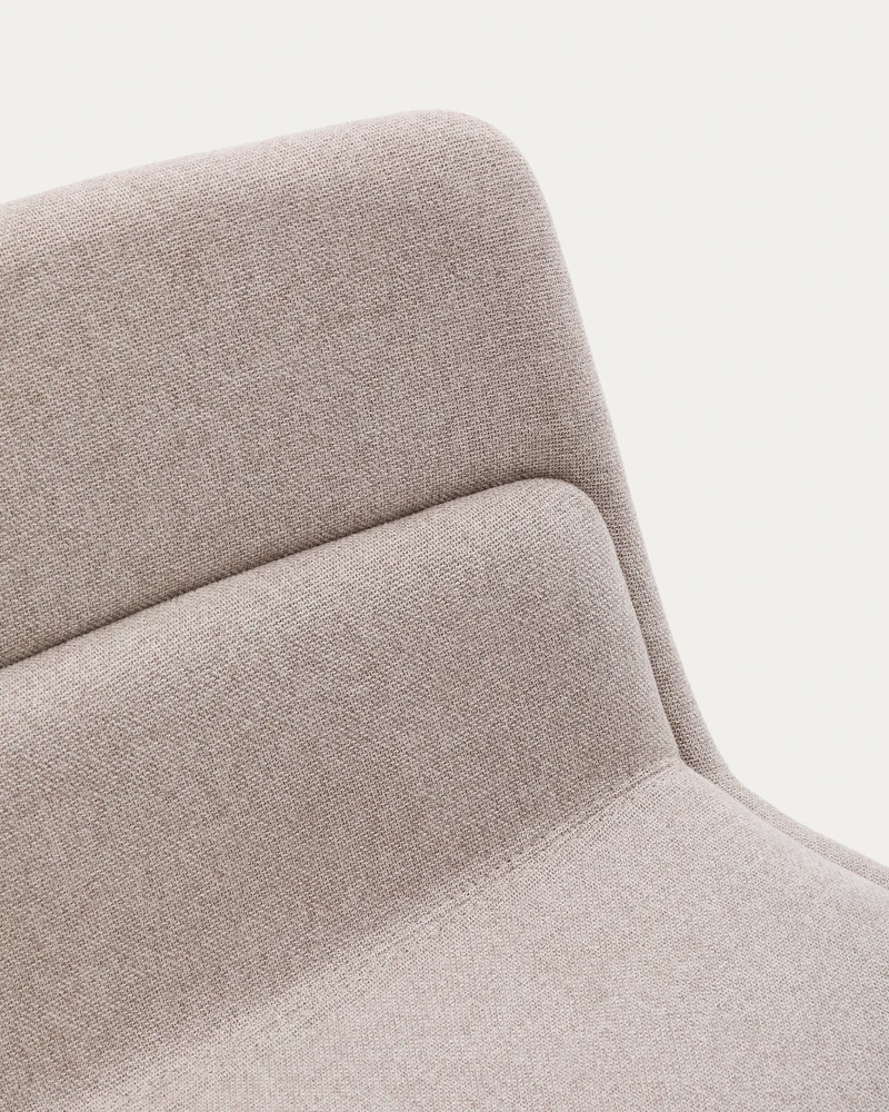 Zahara beige armchair with steel legs and terracotta finish