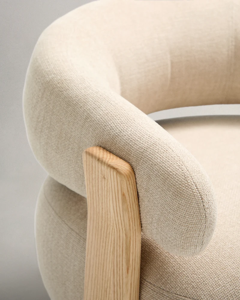 Granite beige chenille armchair with solid ash wood legs in a natural tone finish FSC 100%