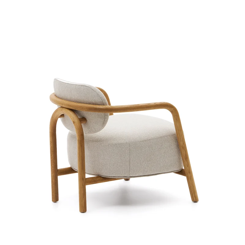 Melqui beige armchair in solid oak wood with a natural finish