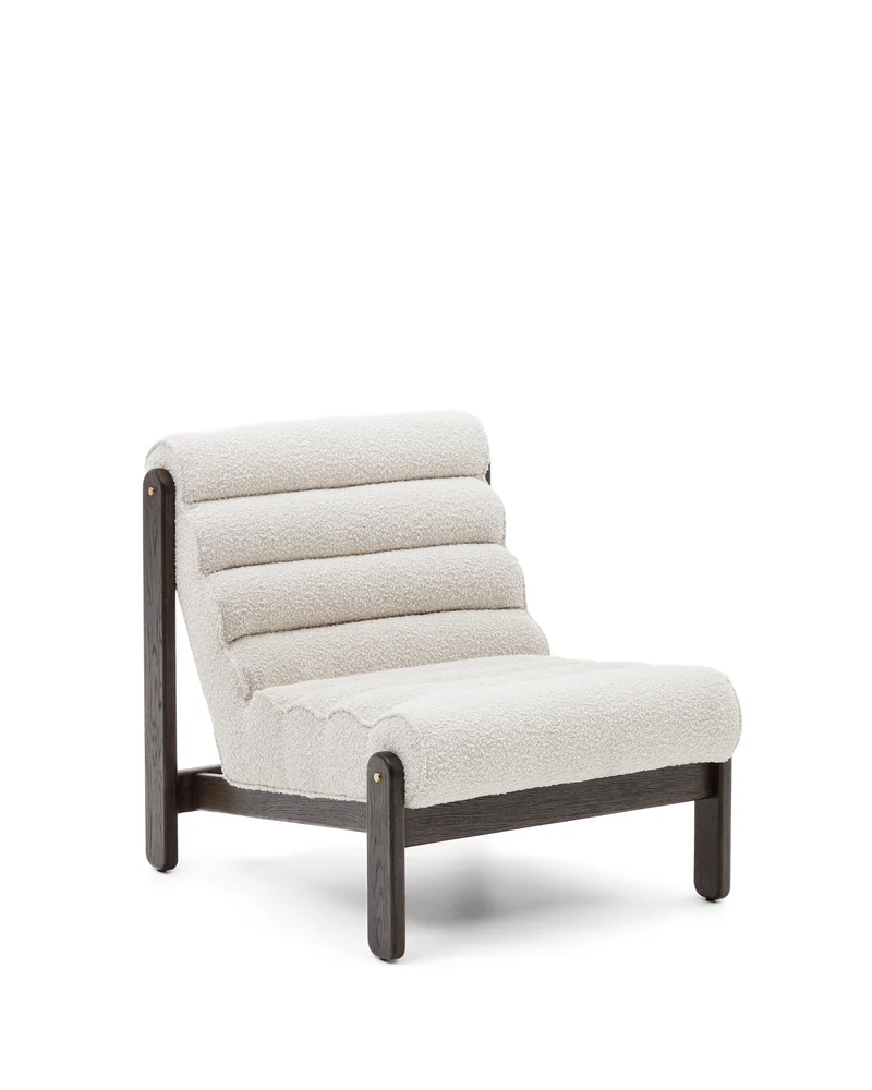 Magira armchair in white bouclé and solid oak wood with a dark finish