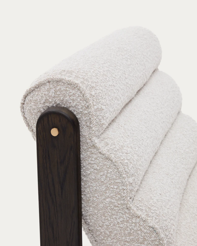 Magira armchair in white bouclé and solid oak wood with a dark finish
