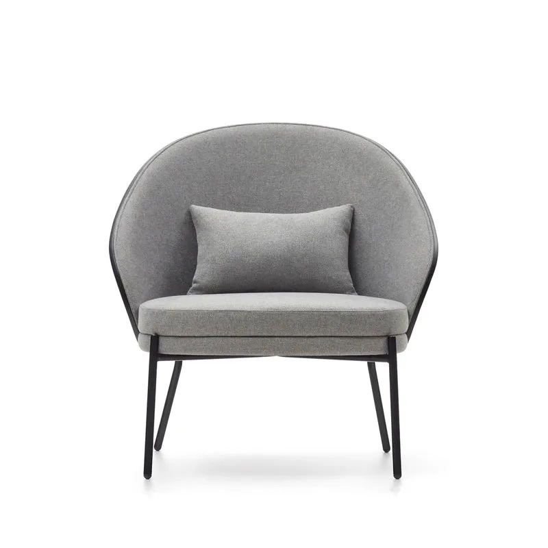 Eamy light grey armchair in an ash wood veneer with a black finish and black metal
