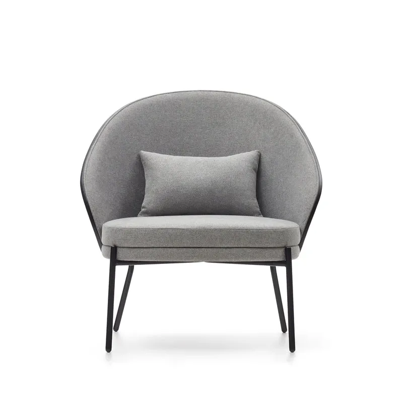 Eamy light grey armchair in an ash wood veneer with a black finish and black metal