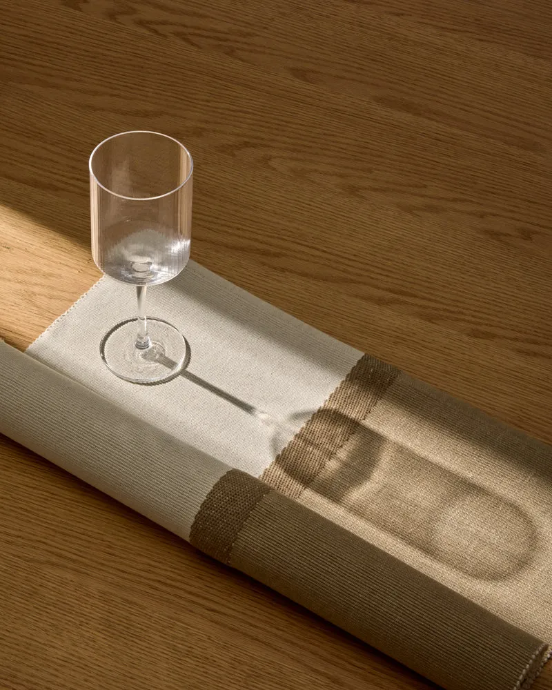 Eluria Wine Glass