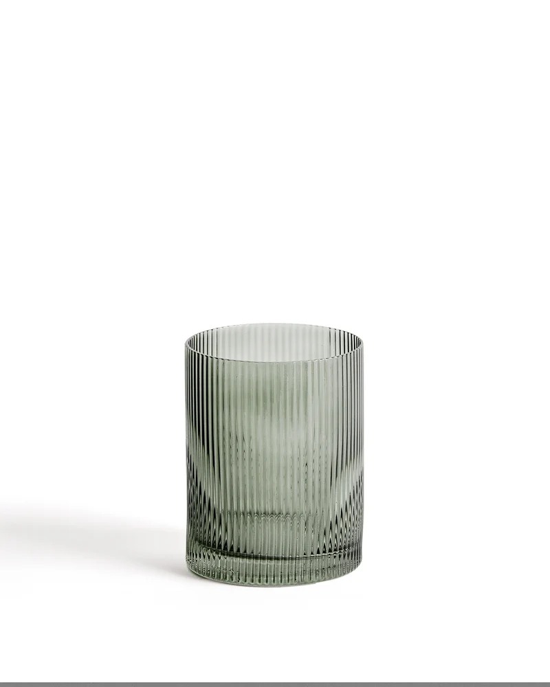 Eluria Glass