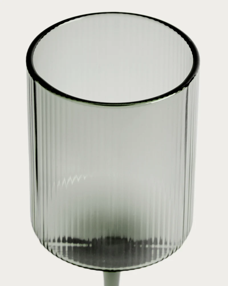 Eluria Wine Glass