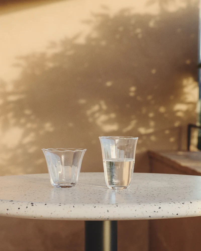 Neia Glass