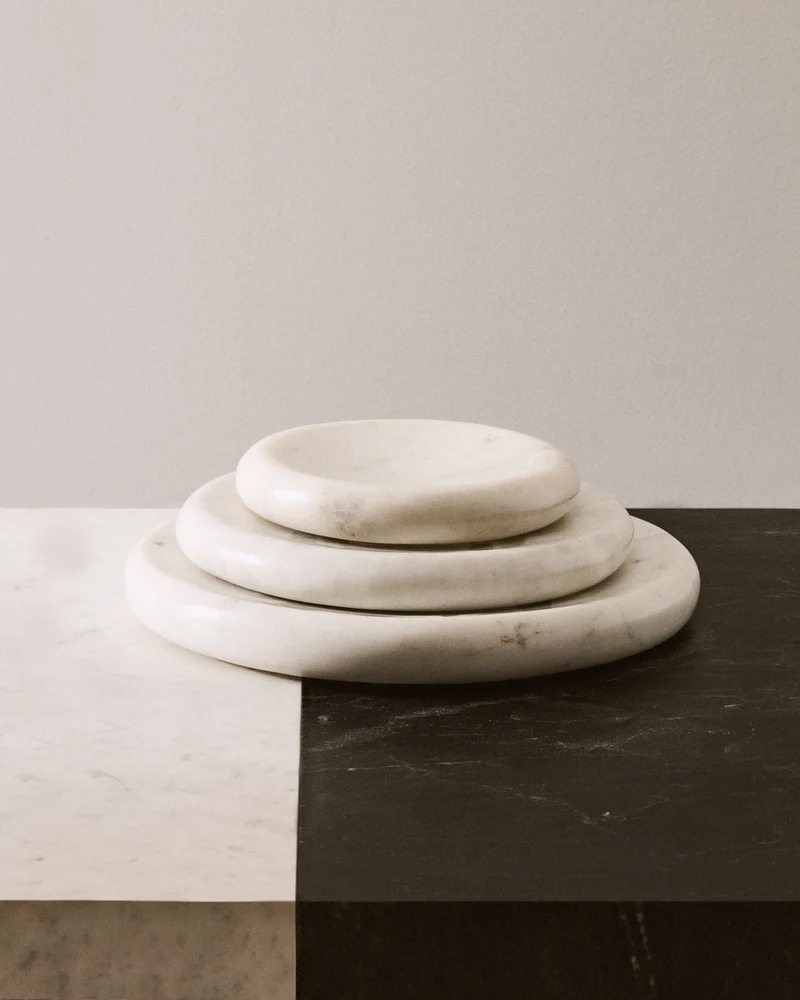 Obena Tray in White Marble - Small