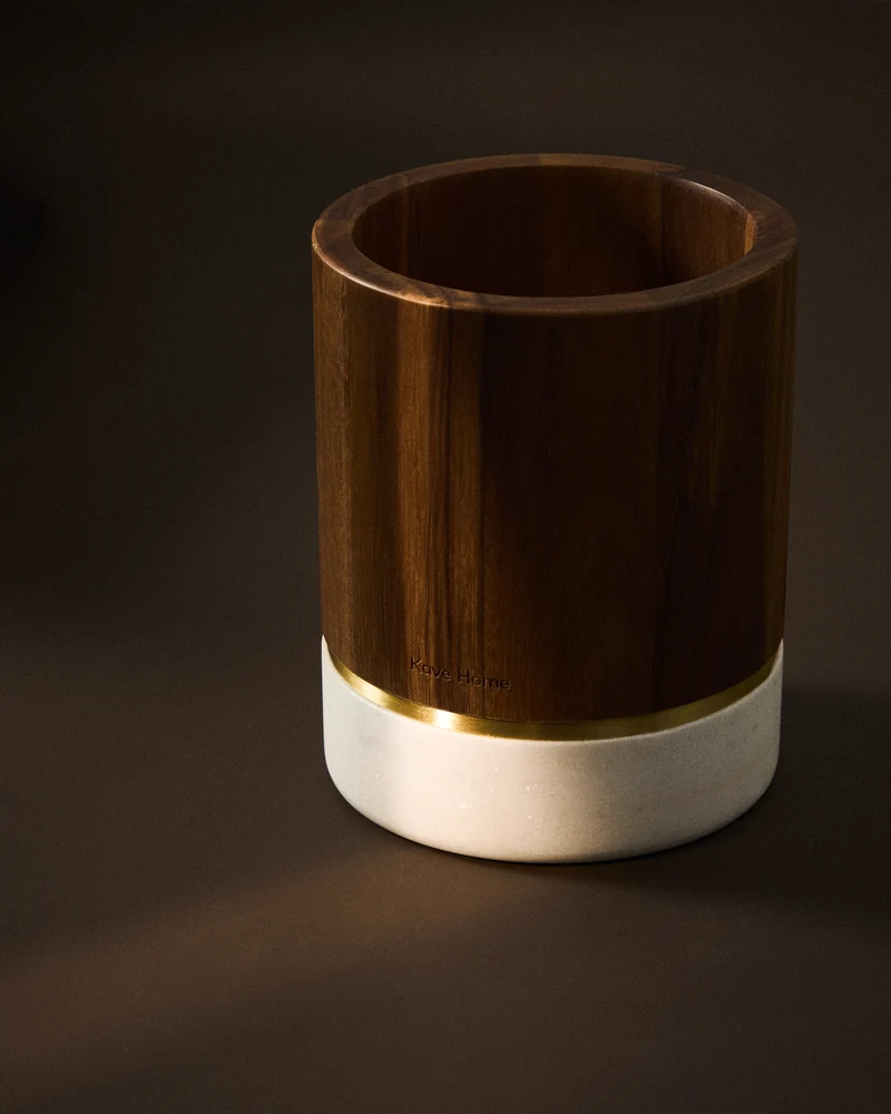 Turen utensil holder