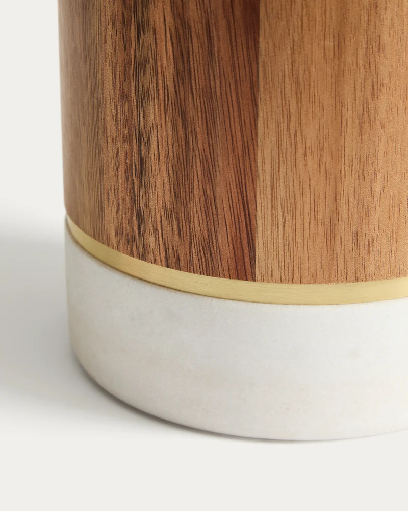 Turen utensil holder