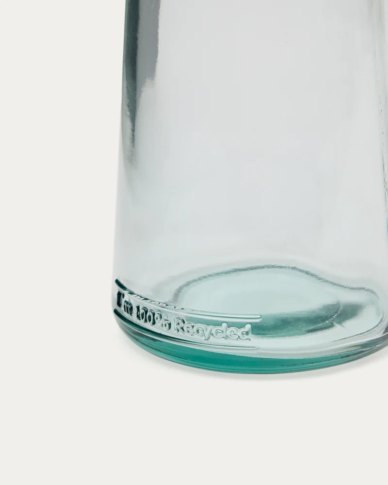 Izai glass jug