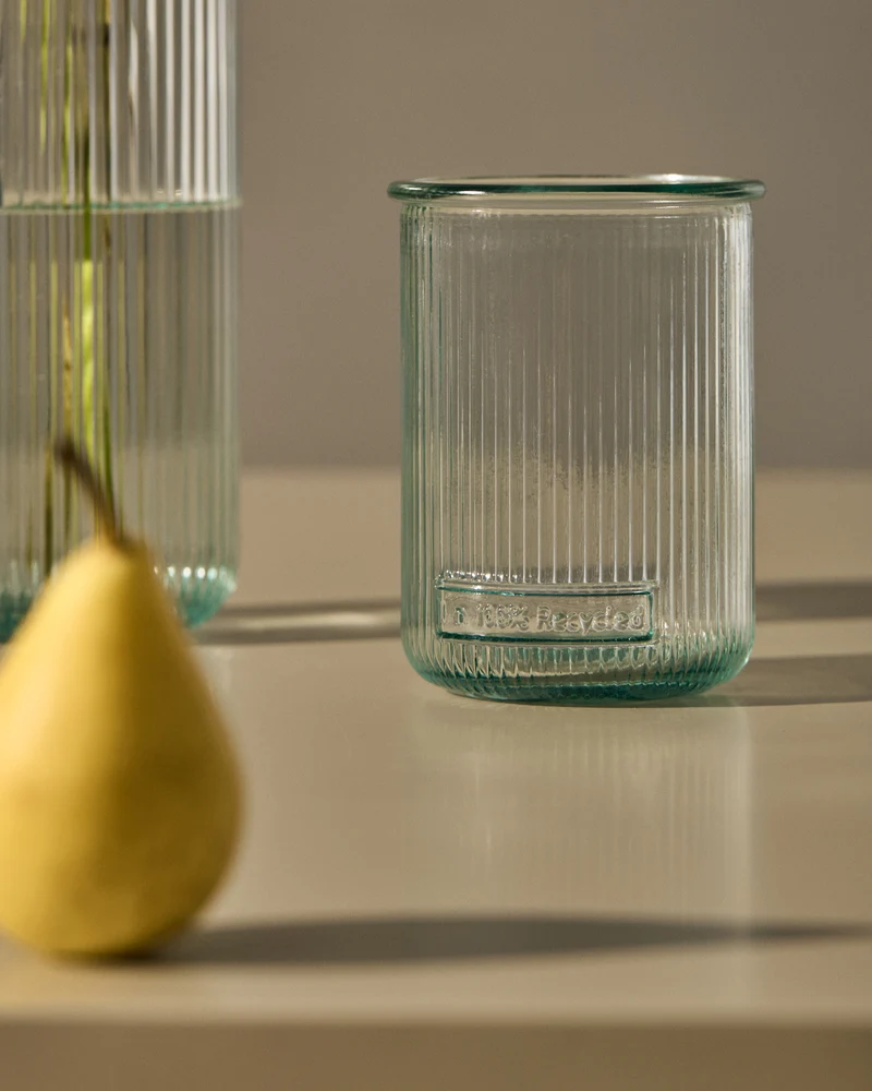 Milma glass