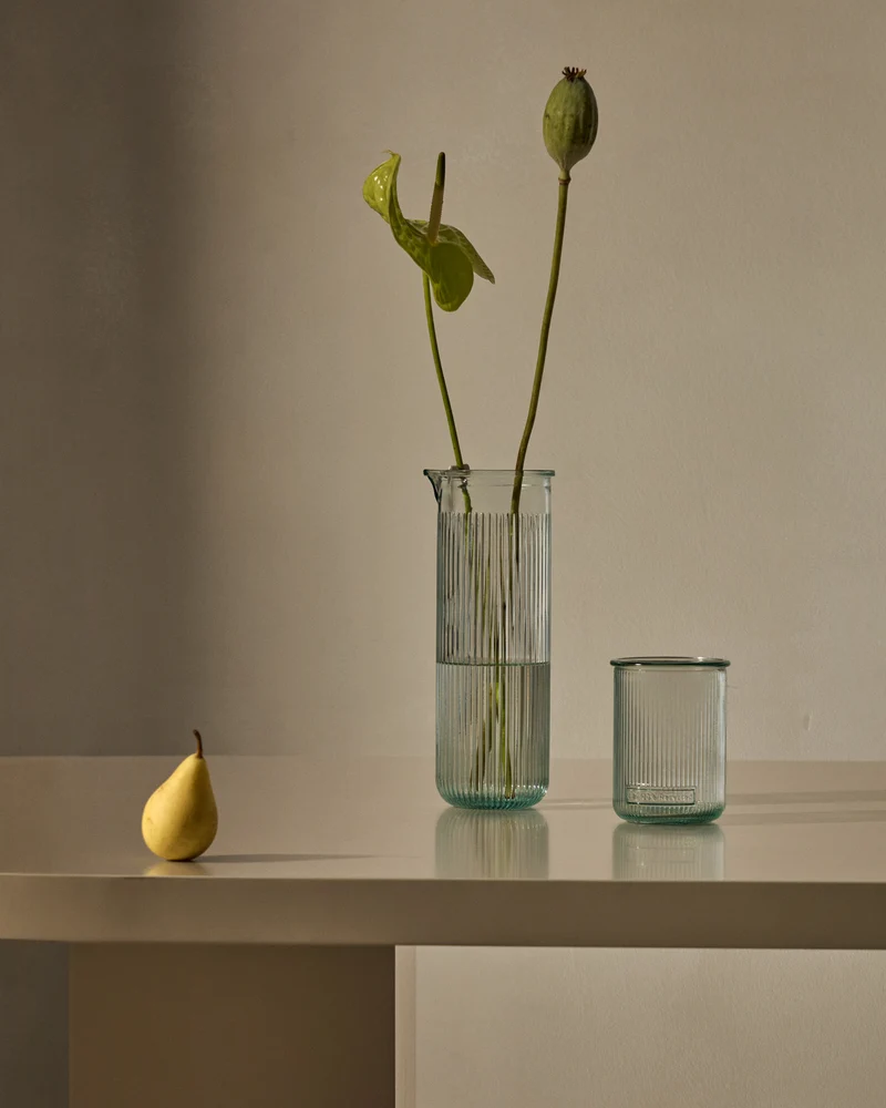 Milma glass jug