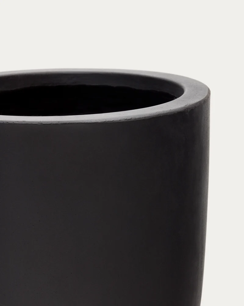 Aiguablava plant pot in black cement, Ø 39 cm