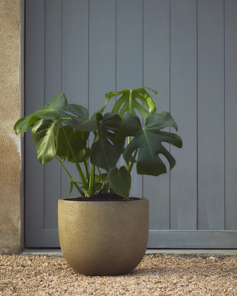Selvi set of 2 planters with light brown stone effect Ø 37cm