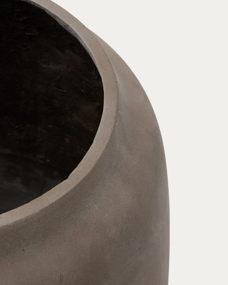 Lira terracotta-effect planter Ø53cm