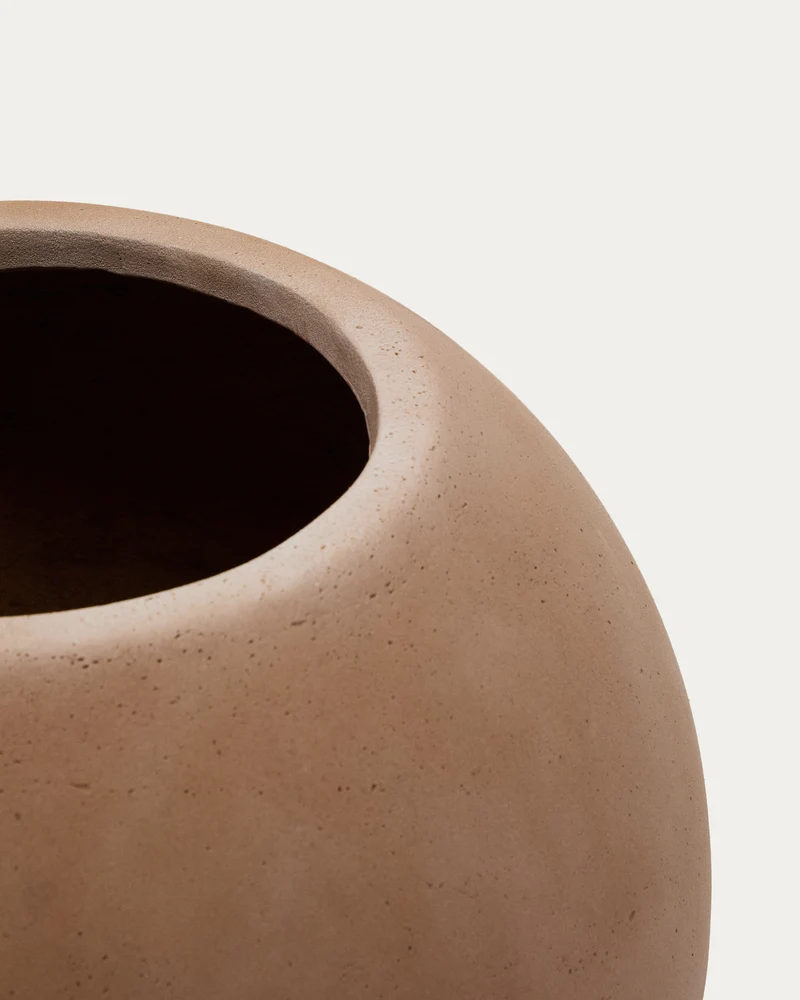 Solna terracotta-effect planter Ø51cm