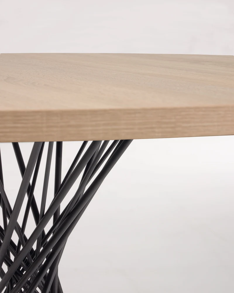 Niut round Ø 120 cm melamine table with natural finish and steel legs with black finish