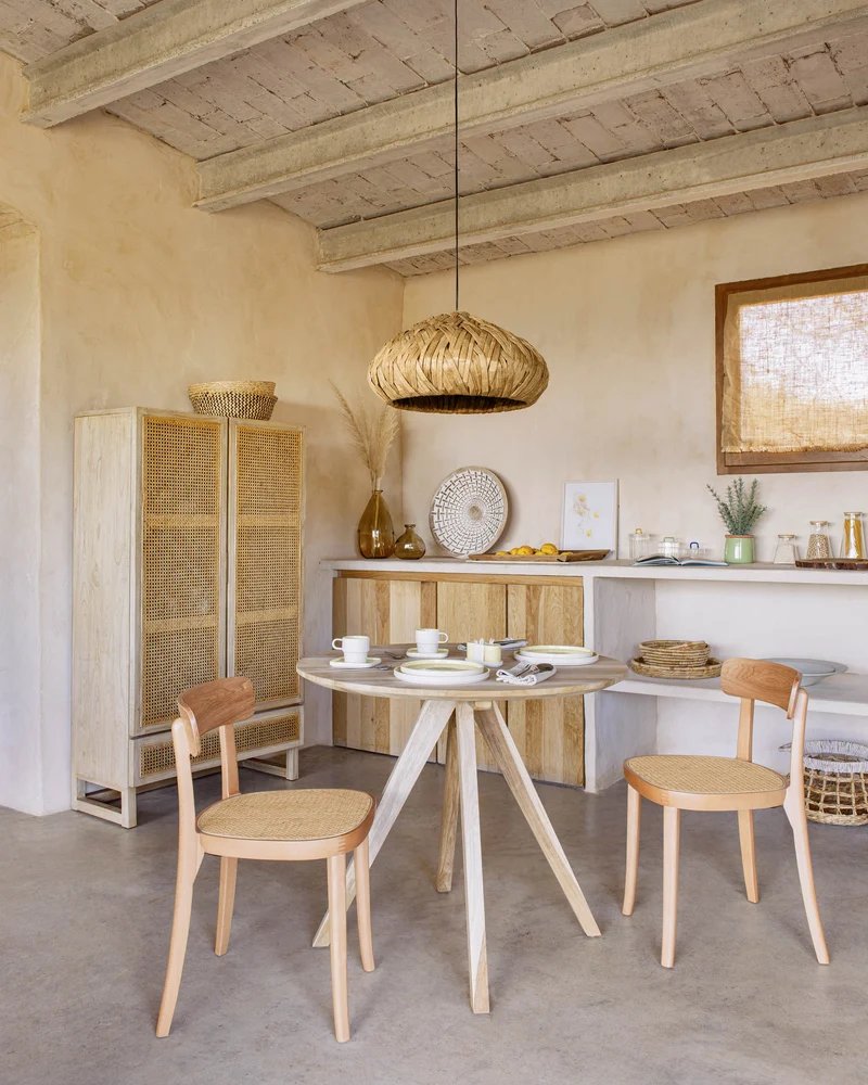 Romane chair in solid beech with natural finish, ash veneer and rattan