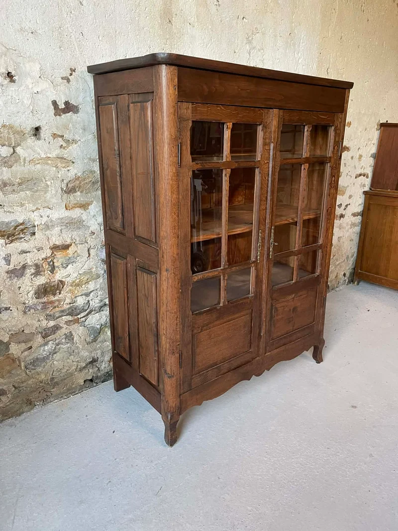 Vitrine ancienne en chêne