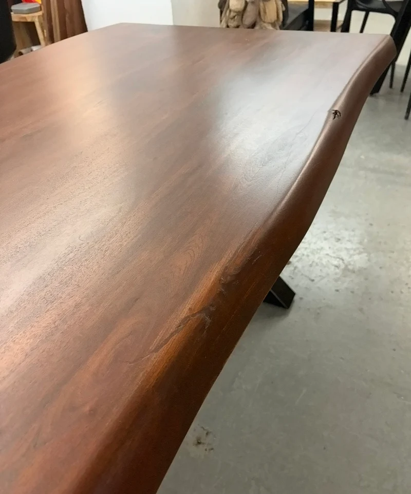 Table à dîner en Acacia noisette 84x40''