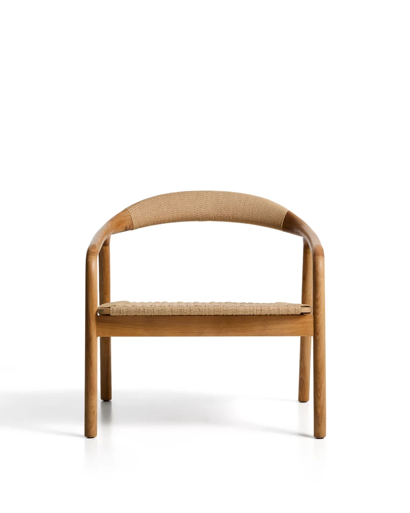 Derile armchair in solid oak wood with natural-tone finish and beige paper rope cord FSC 100%